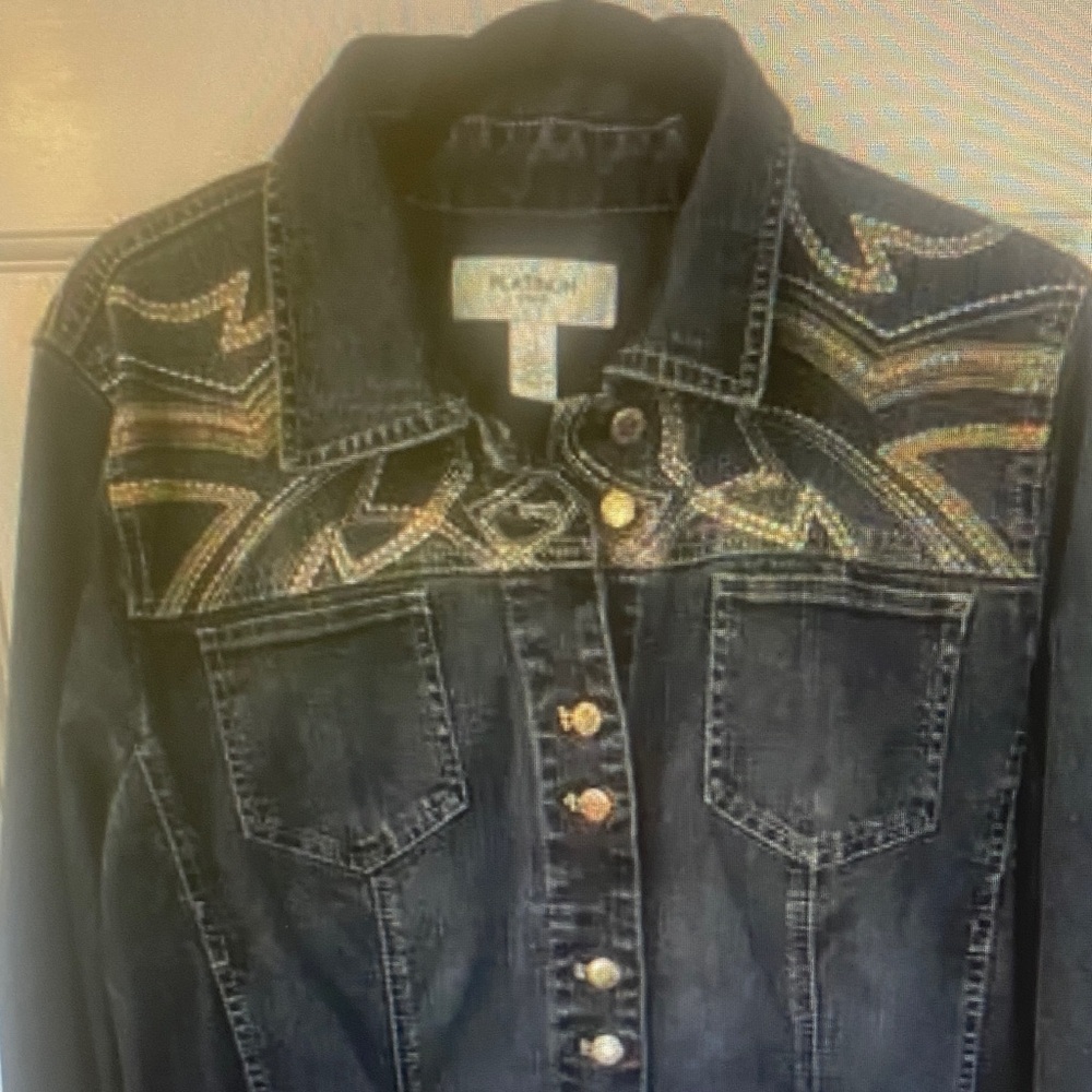 Platinum Chico’s | Embellished Button Up Jean Jacket | Size 2 L
